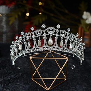 Queen Elizabeth Tiara Crown, Princess Diana Tiara, Royal Tiara, Queen Costume